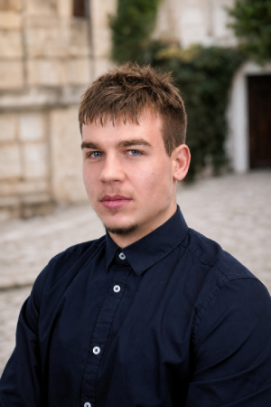 Náš tím Knapec 300x450 1