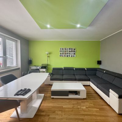 3 - izbový byt Považská Bystrica - centrum s garážou